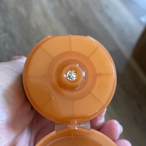 Okay Pure Naturals Clear Skin Facial Scrub Apricot & Sugar 6oz - Picture 3 of 3